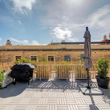 Stunning With Hot Tub Appartamento Senglea