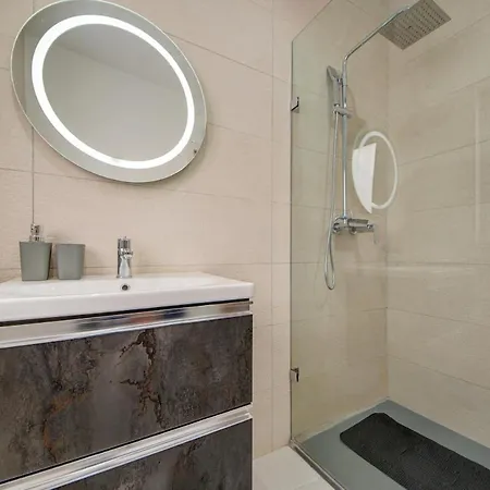 Stunning With Hot Tub * Senglea